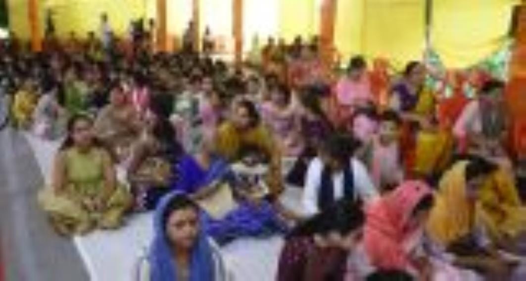दुर्गा पूजा में भक्ति व संस्कृति का अद्भुत संगम