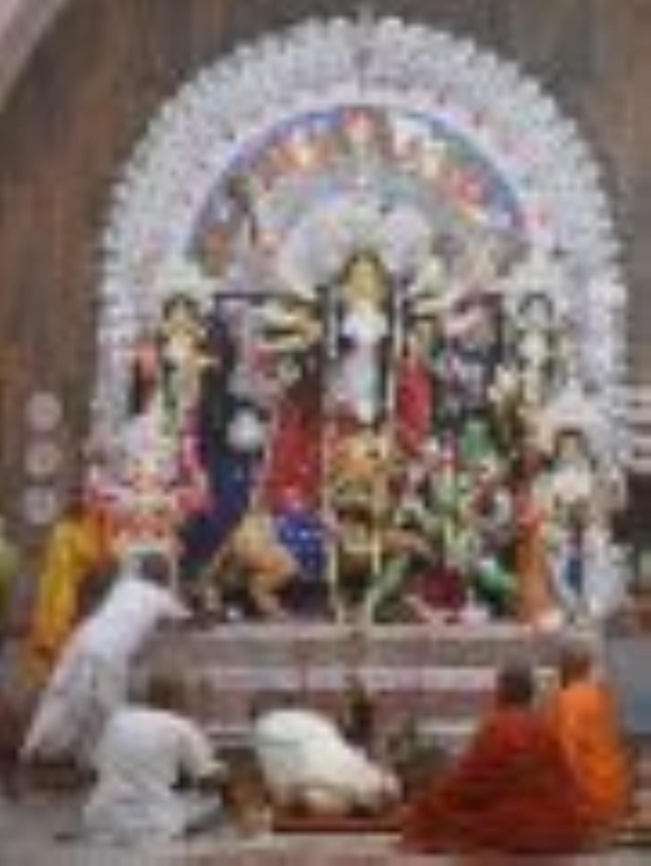 दुर्गा पूजा में भक्ति व संस्कृति का अद्भुत संगम