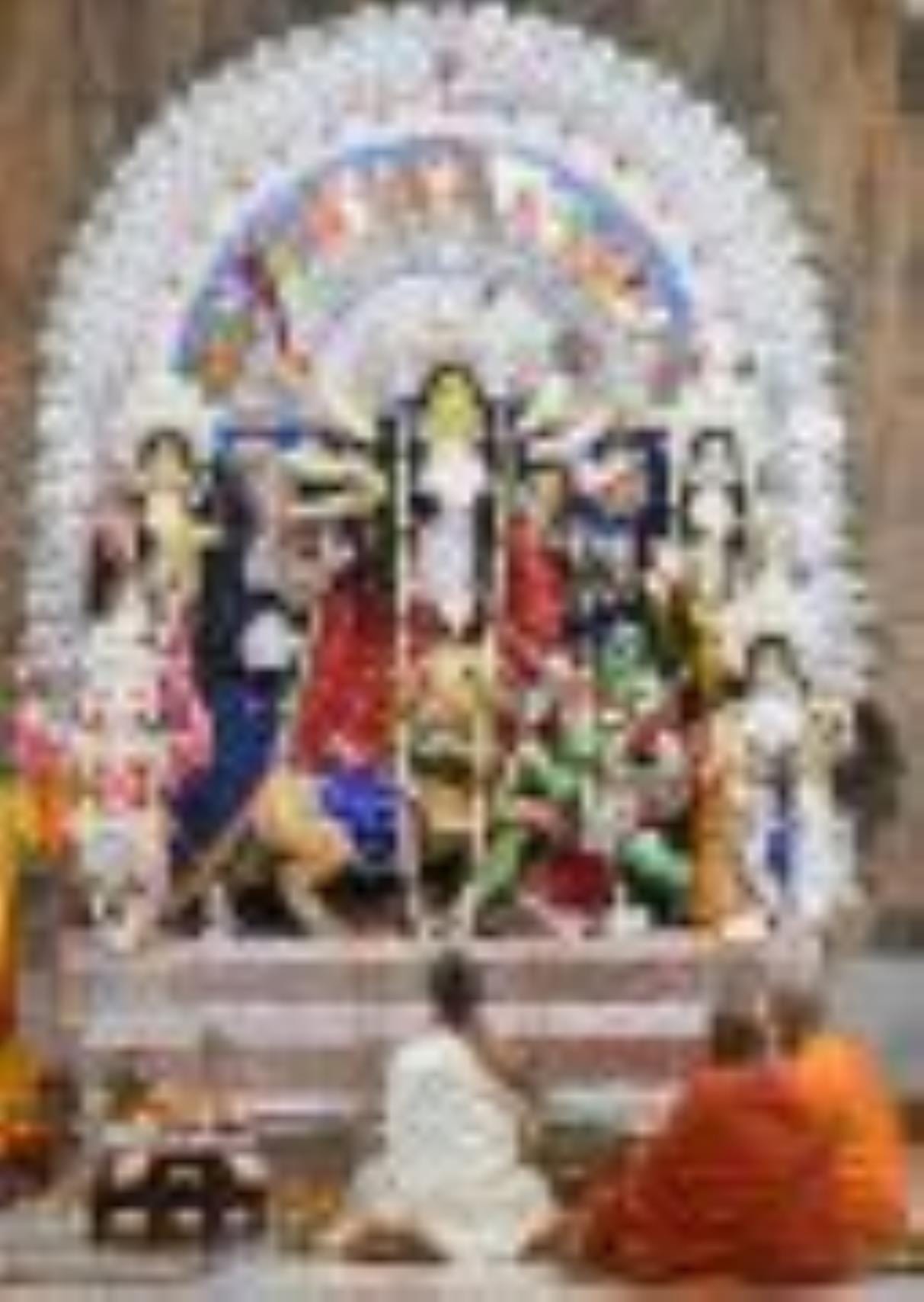 दुर्गा पूजा में भक्ति व संस्कृति का अद्भुत संगम