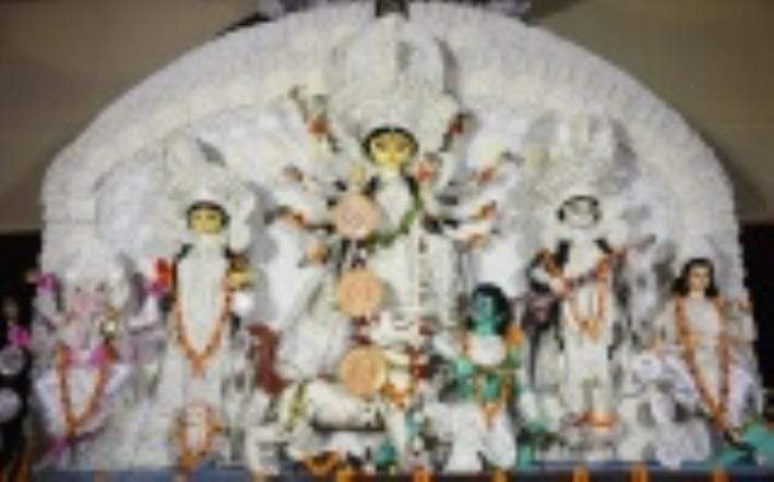 दुर्गा पूजा में भक्ति व संस्कृति का अद्भुत संगम