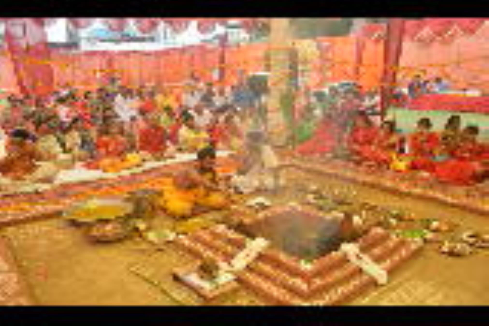 गोमतीनगर के विराजखंड में आर्ट ऑफ लिविंग की ओर से चल रहे तीन दिवसीय नवरात्र महोत्सव का मंगलवार क