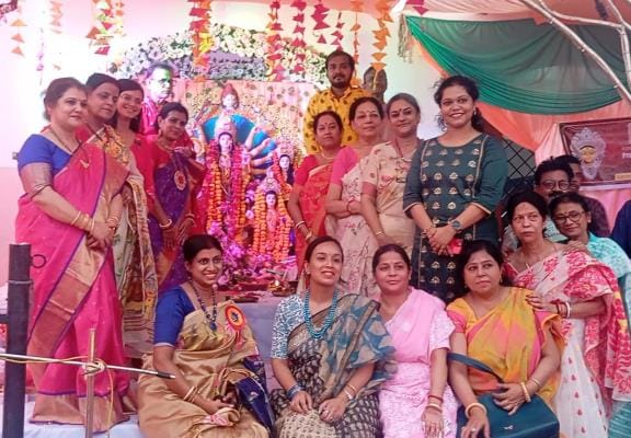जगतजननी मां दुर्गा की आराधना के विशेष पर्व शारदीय नवरात्र की अष्टमी पर मां के अष्टम स्वरूप देवी
