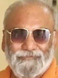उझानी के मैदान में चल रहा निर्माण कार्य। संवाद उझानी के मैदान में चल रहा निर्माण कार्य। संवाद