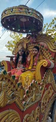 पुवायां में जेवां मोड़ से खुटार रोड हाईवे पर लगा जाम। संवाद