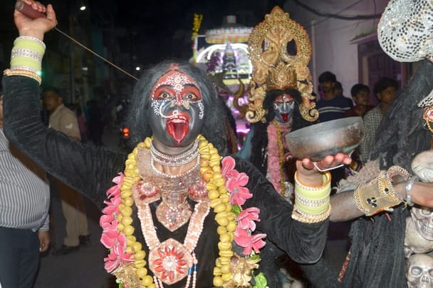 नगीना में राम-भरत मिलाप शोभायात्रा में शामिल झांकी। संवाद