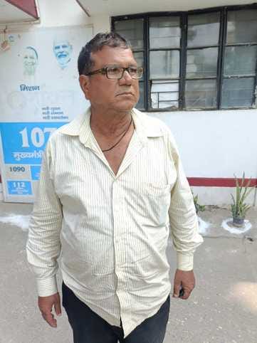 जानसठ के गांव तालड़ा के जंगल में फिरौती की रकम रखे जाने वाले स्थान को देखने पहुंचे एसपी देहात फो