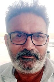 खुटार में नरायनपुर विक्रमपुर के समिति पर न बैनर न कांटा, पड़ा सन्नाटा। संवाद