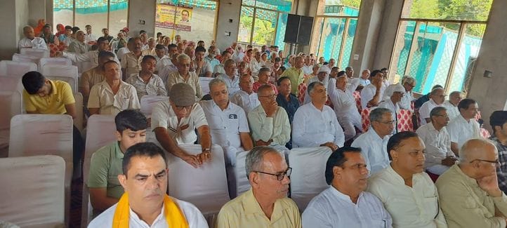 05जेएनडी17 : कार्यक्रम में मौजूद नेता। संवाद