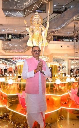 उप मुख्यमंत्री ब्रजेश पाठक ने किया श्रीराम की मूर्ति का अनावरण उप मुख्यमंत्री ब्रजेश पाठक ने किया श्रीराम की मूर्ति का अनावरण