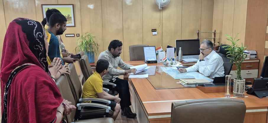 डीजीपी से मुलाकात करते हुए बेनीवाल