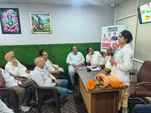 अंबाला छावनी के आयोजित बैठक के दौरान मौजूद रक्षा लेखा पेंशनर्स एसोसिएशन के सदस्य। प्रवक्ता अंबाला छावनी के आयोजित बैठक के दौरान मौजूद रक्षा लेखा पेंशनर्स एसोसिएशन के सदस्य। प्रवक्ता