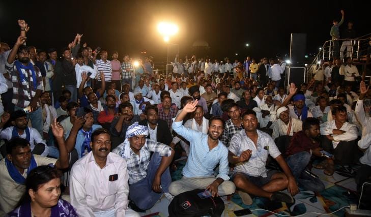 बसपा की रैली में पहुंचे पार्टी समर्थक। बसपा की रैली में पहुंचे पार्टी समर्थक।