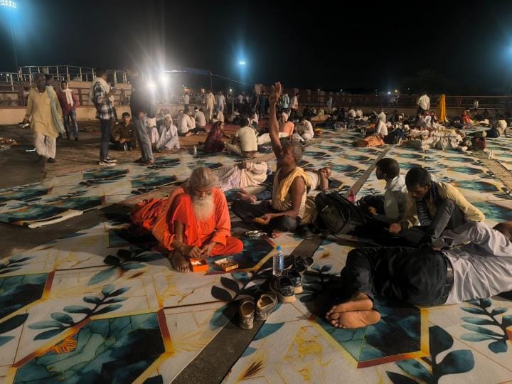 बसपा की रैली में पहुंचे पार्टी समर्थक। बसपा की रैली में पहुंचे पार्टी समर्थक।