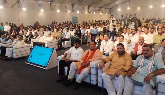 फोटो 08: सोनीपत के गांव पांची गुजरान स्थित डीआईसीटी में इलेक्ट्रिक ट्रक बैटरी स्वैपिंग एवं चार् फोटो 08: सोनीपत के गांव पांची गुजरान स्थित डीआईसीटी में इलेक्ट्रिक ट्रक बैटरी स्वैपिंग एवं चार्