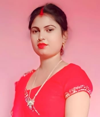 इशिता भटनागर। (पहली करवाचौथ। ) इशिता भटनागर। (पहली करवाचौथ। )