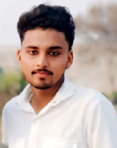 फोटो :23: सोनीपत में गांव खेवड़ा के पास एनएच-334बी पर हुए हादसे के बाद बहालगढ़ थाना में पहुंचे प फोटो :23: सोनीपत में गांव खेवड़ा के पास एनएच-334बी पर हुए हादसे के बाद बहालगढ़ थाना में पहुंचे प