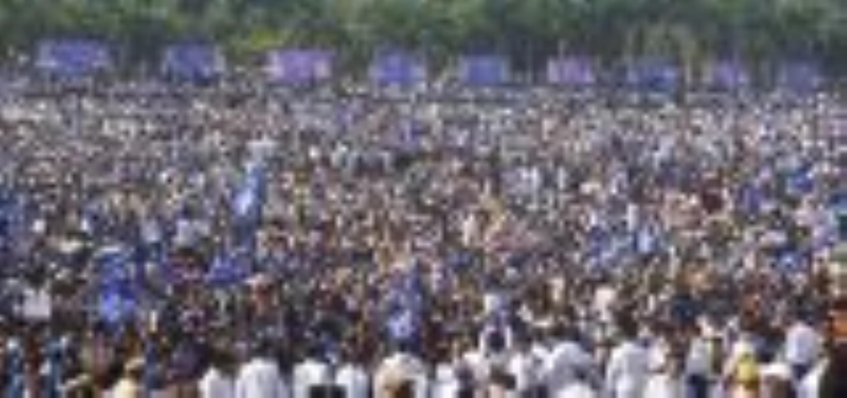 कांशीराम स्मारक स्थल में उमड़ी भीड़।