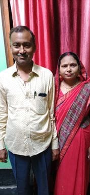 दीपेश मिश्रा एवं नीलम मिश्रा दीपेश मिश्रा एवं नीलम मिश्रा