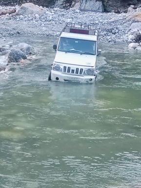 गानवी में दो माह बाद भी  नहीं हो पाया सडक़ बहाली का कार्य शुरू। संवाद