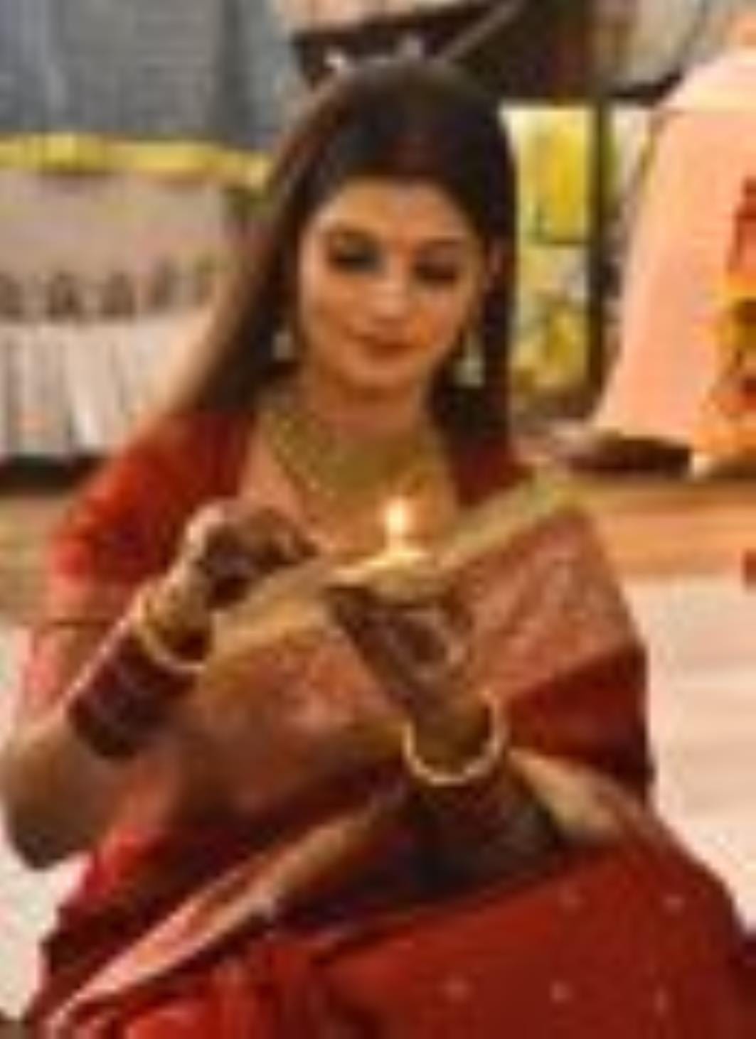 ति की लंबी उम्र व स्वस्थ जीवन के लिए सुहागिनों ने शुक्रवार को करवा चौथ का निर्जला व्रत रखा। ति की लंबी उम्र व स्वस्थ जीवन के लिए सुहागिनों ने शुक्रवार को करवा चौथ का निर्जला व्रत रखा।