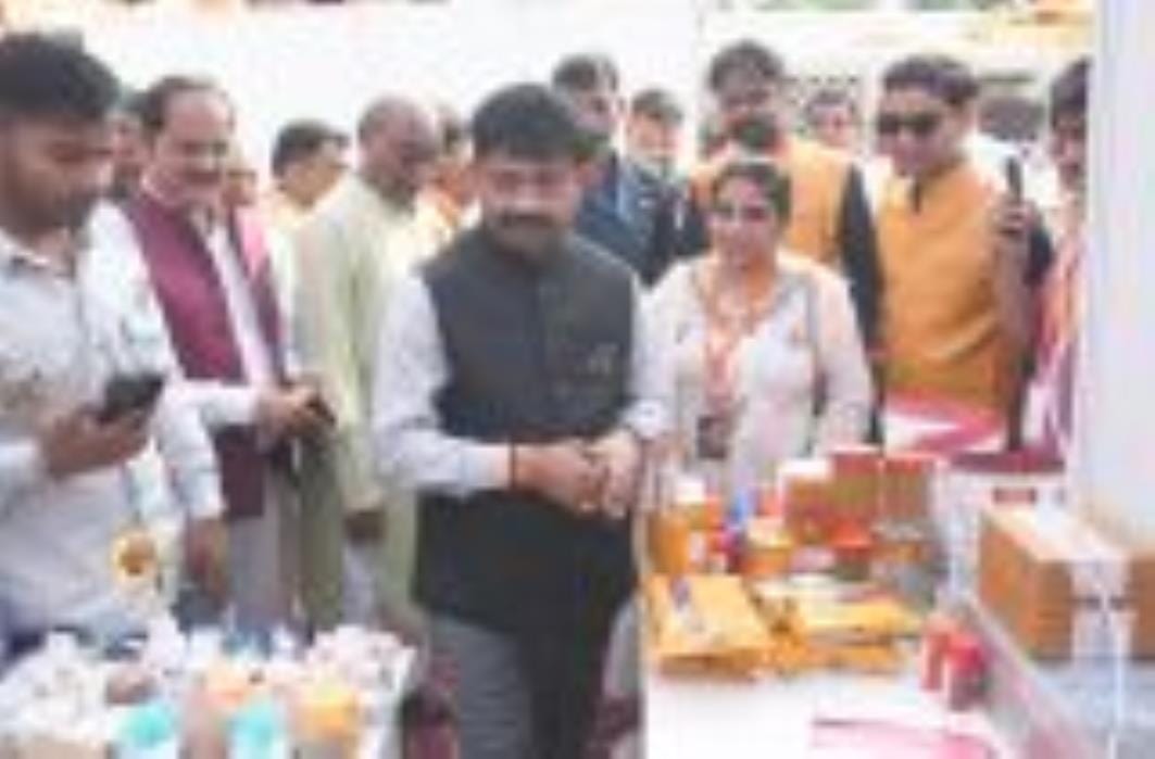 जैन इंटरनेशनल ट्रेड ऑर्गनाइजेशन (जीतो) लखनऊ चैप्टर की ओर से पहली बार दो दिवसीय जैन कार्निवाल दी जैन इंटरनेशनल ट्रेड ऑर्गनाइजेशन (जीतो) लखनऊ चैप्टर की ओर से पहली बार दो दिवसीय जैन कार्निवाल दी
