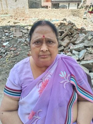 12 प्रेम नगर स्थित हेफेड रोड क्षेत्र में उखाड़ी हुई सड़क के चलते अपने वाहनों को दूर खड़े कर गए 12 प्रेम नगर स्थित हेफेड रोड क्षेत्र में उखाड़ी हुई सड़क के चलते अपने वाहनों को दूर खड़े कर गए