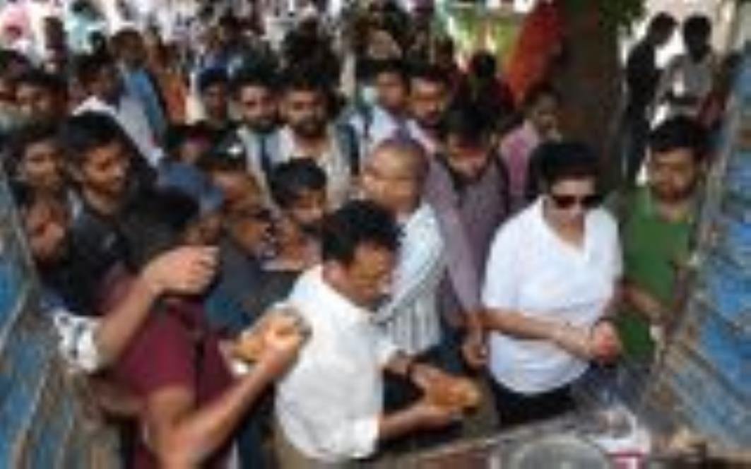 राजधानी के 59 केंद्रों पर रविवार को उत्तर प्रदेश लोक सेवा आयोग की प्रारंभिक परीक्षा दो पालियों राजधानी के 59 केंद्रों पर रविवार को उत्तर प्रदेश लोक सेवा आयोग की प्रारंभिक परीक्षा दो पालियों