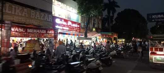 शाम के समय रेलवे रोड पर लगे जाम में फंसे लोग। संवाद