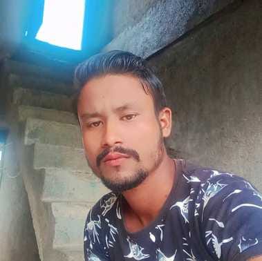 बैरिया थाना क्षेत्र के सोनबरसा चौराहा हुई मारपीट में युवक की मौत के बाद रोती-बिलखती मृतक के परि बैरिया थाना क्षेत्र के सोनबरसा चौराहा हुई मारपीट में युवक की मौत के बाद रोती-बिलखती मृतक के परि