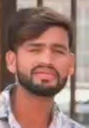 घटना स्थल पर लगी भीड़। संवाद घटना स्थल पर लगी भीड़। संवाद