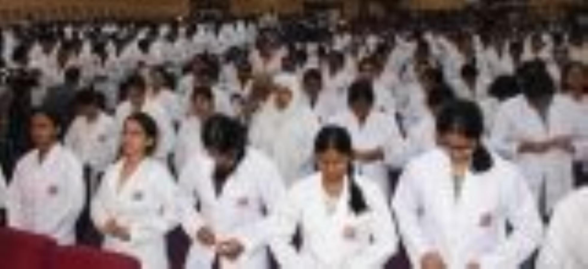 केजीएमयू के अटल बिहारी वाजपेयी साइंटिफिक कन्वेंशन सेंटर में 202 स्टूडेंट्स के इंडक्शन प्रोग्राम केजीएमयू के अटल बिहारी वाजपेयी साइंटिफिक कन्वेंशन सेंटर में 202 स्टूडेंट्स के इंडक्शन प्रोग्राम