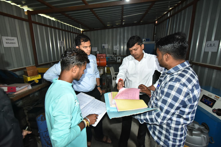 कार्यों का निरीक्षण भी किया कार्यों का निरीक्षण भी किया