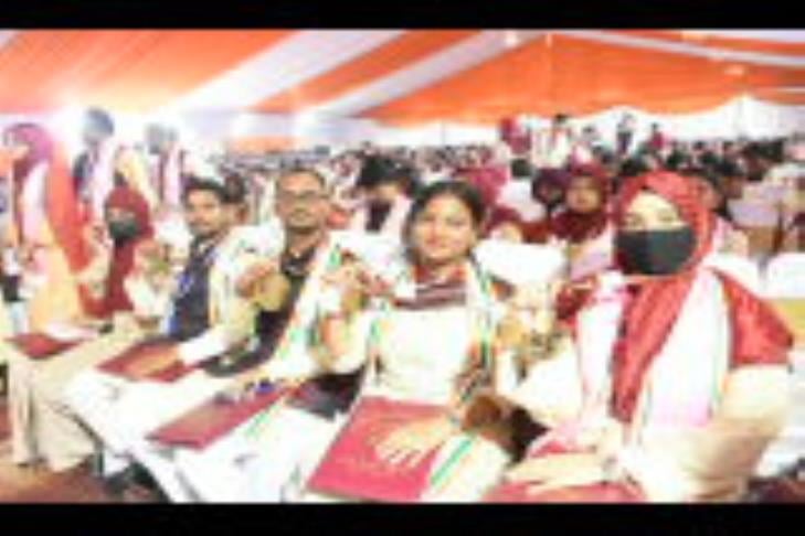  ख्वाजा मुईनुद्दीन चिश्ती भाषा विश्वविद्यालय का 10वां दीक्षांत समारोह। 