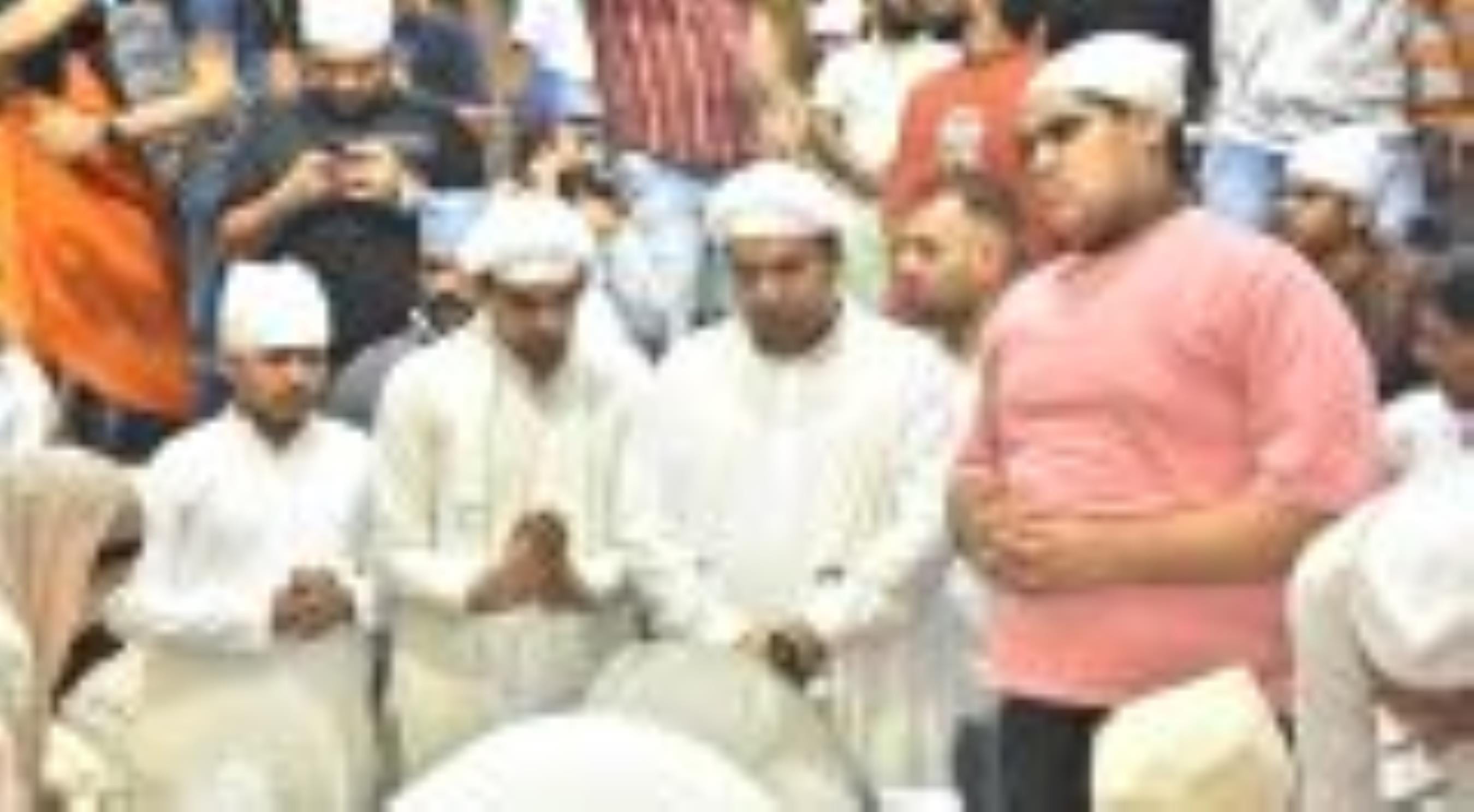 आलमबाग में वीआईपी रोड स्थित शिव शांति संत आसूदाराम आश्रम के पीठाधीश्वर और सिंधी समाज के धर्मगुर आलमबाग में वीआईपी रोड स्थित शिव शांति संत आसूदाराम आश्रम के पीठाधीश्वर और सिंधी समाज के धर्मगुर