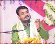 बिल्सी के बेहटा गुंसाई में धू-धू कर जलता रावण का पुतला। संवाद