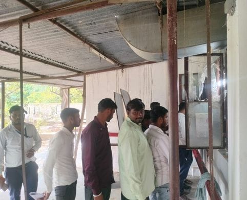 एआरटीओ कार्यालय परिसर में अस्थाई बनाया गया ट्रैक । संवाद एआरटीओ कार्यालय परिसर में अस्थाई बनाया गया ट्रैक । संवाद