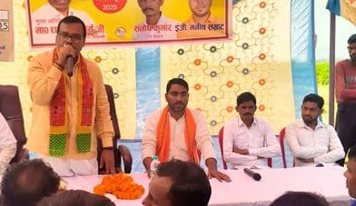 जलालपुर शान में पशु अरोग्य मेले में गोपूजन करते अतिथि। स्रोत-प्रशासन जलालपुर शान में पशु अरोग्य मेले में गोपूजन करते अतिथि। स्रोत-प्रशासन