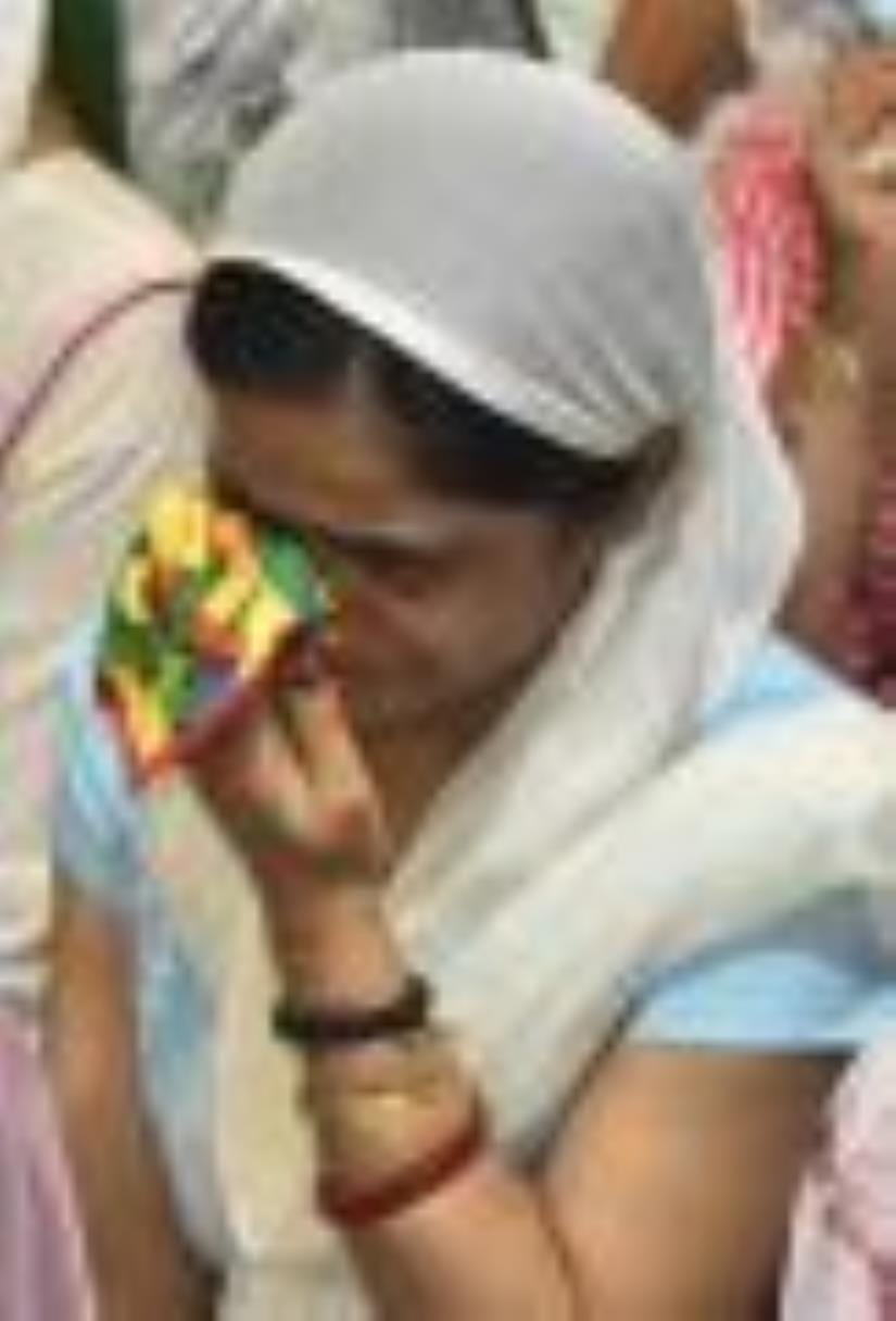 सिंधी धर्मगुरु संत सांई चांडूराम की अंतिम यात्रा में उमड़ा हुजूम सिंधी धर्मगुरु संत सांई चांडूराम की अंतिम यात्रा में उमड़ा हुजूम
