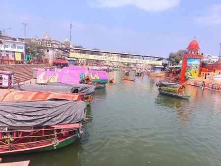 चित्रकूट में प्रतिबंधित