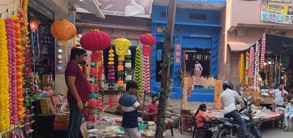 निर्वेश कुमार, बर्तन व्यापारी।संवाद निर्वेश कुमार, बर्तन व्यापारी।संवाद