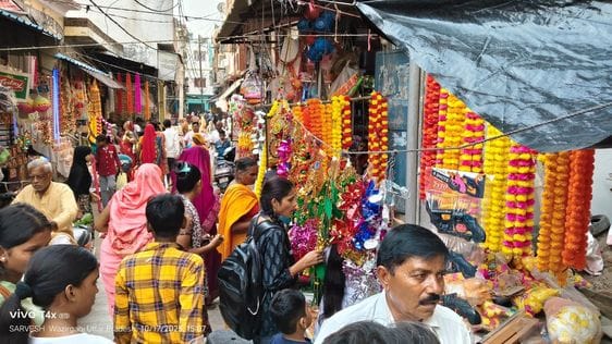 निर्वेश कुमार, बर्तन व्यापारी।संवाद निर्वेश कुमार, बर्तन व्यापारी।संवाद