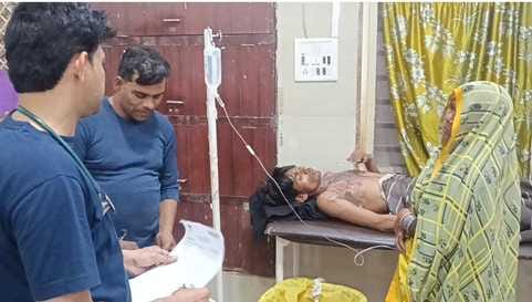 जिला अस्पताल में इलाजरत घायल