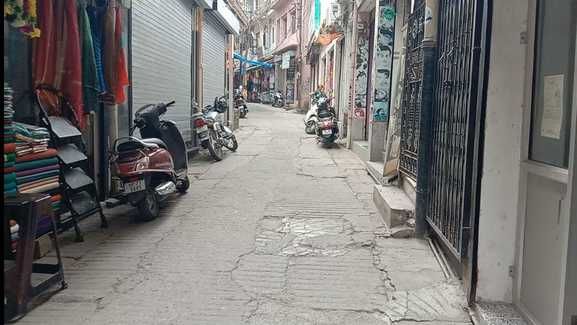 दिवाली के बाद मुख्यालय नाहन के बाजार में पसरा सन्नाटा। संवाद