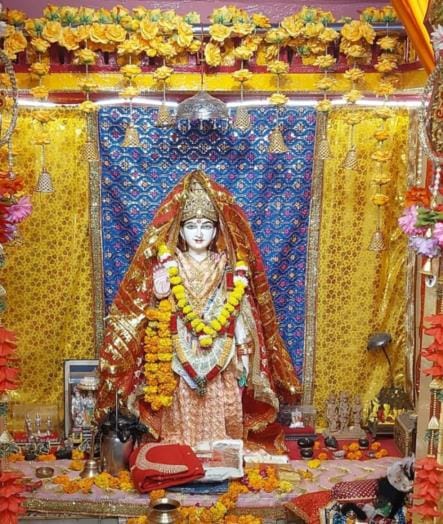 51 हजार दीपों से जगमगाया सीता माता मंदिर और वेदवती तीर्थ