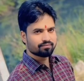 -फोटो 64 : बहादुरगढ़ में रेलवे टै्रक पर हादसे के बाद बुधवार की सुबह पहुंचे लोग। संवाद -फोटो 64 : बहादुरगढ़ में रेलवे टै्रक पर हादसे के बाद बुधवार की सुबह पहुंचे लोग। संवाद