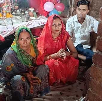 फोटो 18: संडीला के मुरारनगर में बनाया गया कृत्रिम तालाब व बनी बेदी। संवाद फोटो 18: संडीला के मुरारनगर में बनाया गया कृत्रिम तालाब व बनी बेदी। संवाद