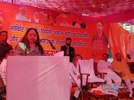 पिपली। कार्यक्रम के दौरान संबोधन देती हरियाणा राज्य बाल कल्याण परिषद की उपाध्यक्षा सुमन सैनी। पिपली। कार्यक्रम के दौरान संबोधन देती हरियाणा राज्य बाल कल्याण परिषद की उपाध्यक्षा सुमन सैनी।