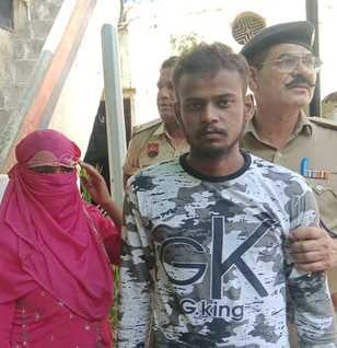 सुदेश रानी हत्याकांड मामले में महेश नगर थाना पुलिस द्वारा पकड़े गए आरोपी दंपती को कोर्ट में पेश सुदेश रानी हत्याकांड मामले में महेश नगर थाना पुलिस द्वारा पकड़े गए आरोपी दंपती को कोर्ट में पेश
