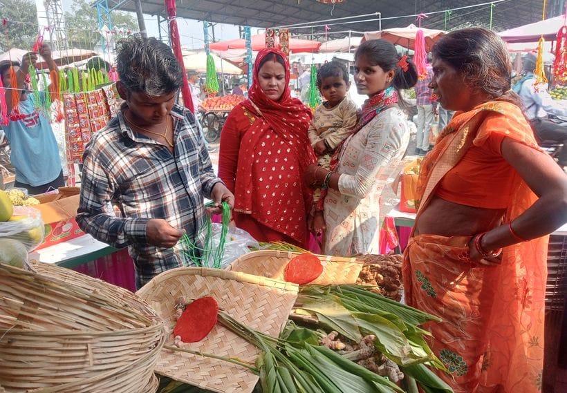 फोटो 31- सोनीपत के मीमारपुर घाट स्थित यमुना पर छठ महापर्व को लेकर स्नान व पूजन के लिए पहुंचे श फोटो 31- सोनीपत के मीमारपुर घाट स्थित यमुना पर छठ महापर्व को लेकर स्नान व पूजन के लिए पहुंचे श