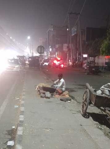 गोहाना रोड शुगर मिल के पास कुड़े में लगी आग से उठता धुआ। संवाद गोहाना रोड शुगर मिल के पास कुड़े में लगी आग से उठता धुआ। संवाद